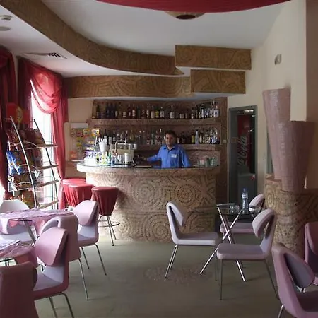 Sunny Beauty Palace מלון