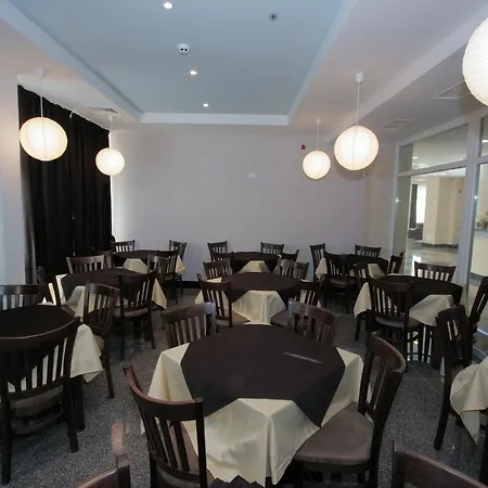 Sunny Beauty Palace מלון סאני ביץ'