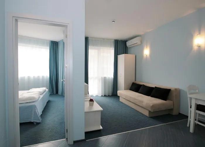 Отель Sunny Beauty Palace 4*