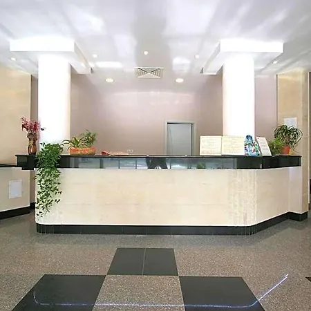 Sunny Beauty Palace فندق 4*