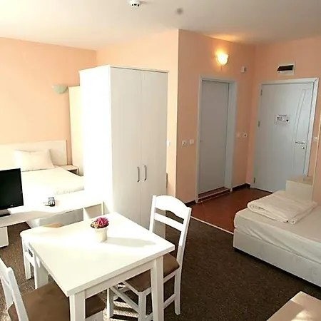 فندق Sunny Beauty Palace 4*