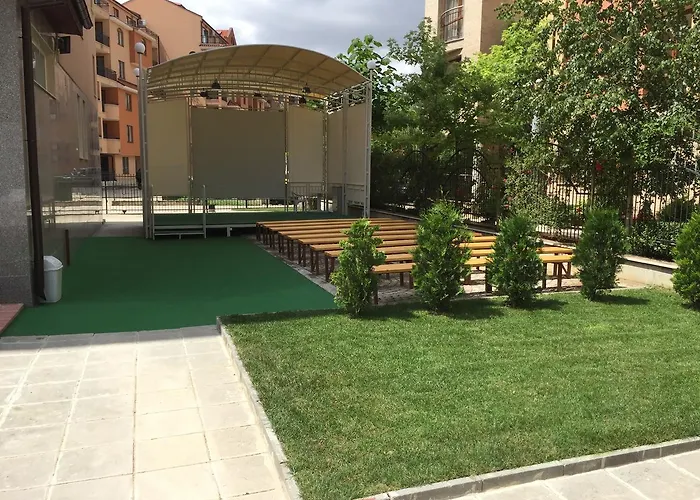 Отель Sunny Beauty Palace